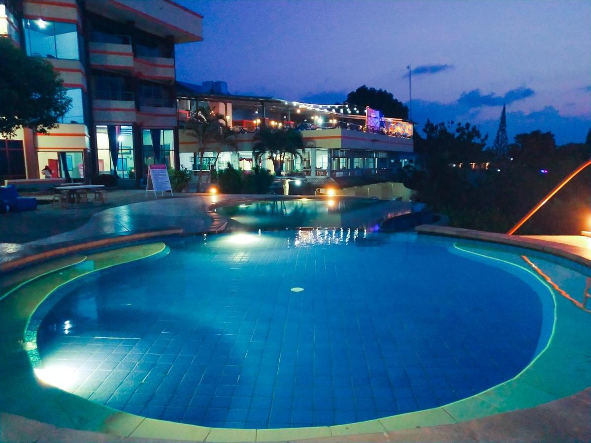 Bukit Kenari Hotel&Restaurant Parepare Exterior foto